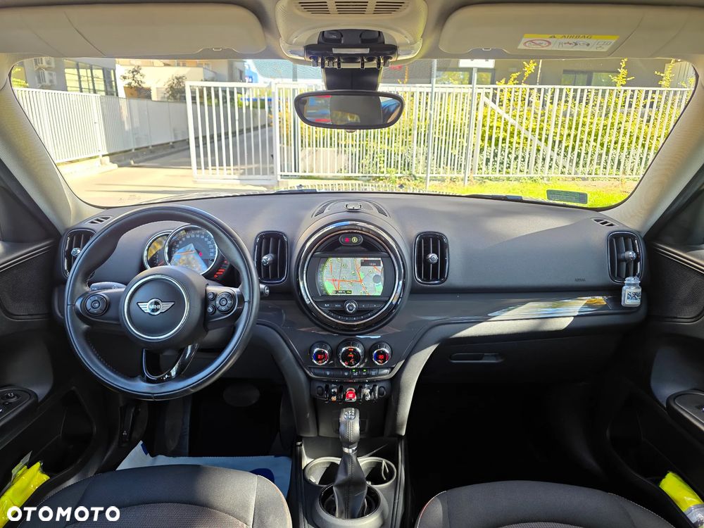 MINI Countryman Cooper D ALL4 - 11