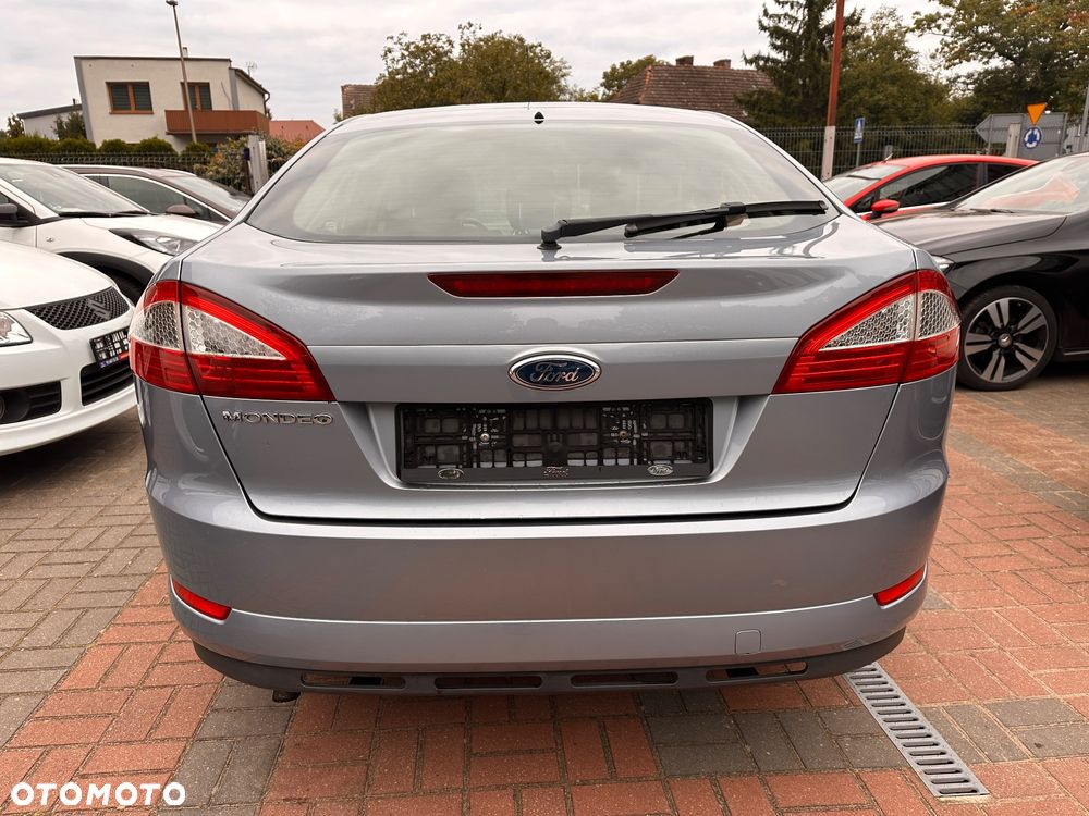 Ford Mondeo 1.6 Ambiente - 6