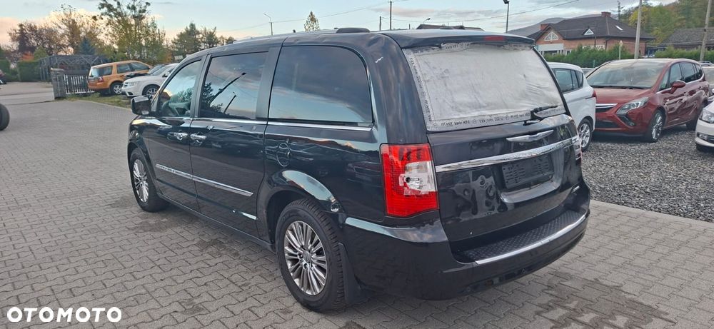 Chrysler Town & Country 3.6 Limited - 4