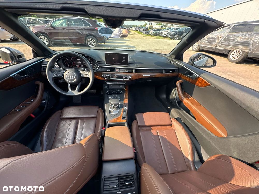 Audi A5 Cabrio - 27