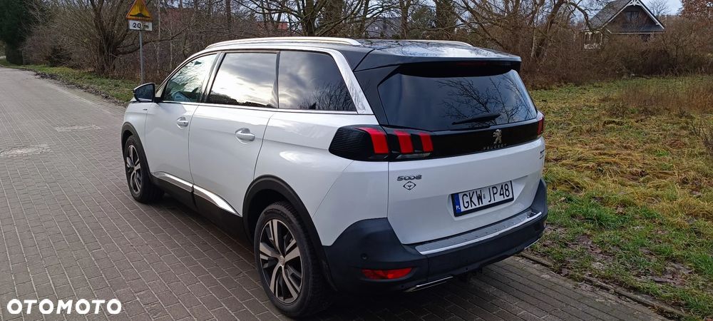 Peugeot 5008 - 4