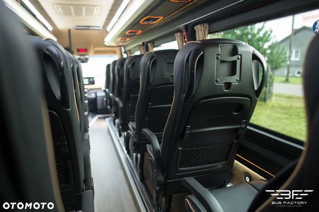 Mercedes-Benz Sprinter 519 BUS FACTORY Tourist Line - 38