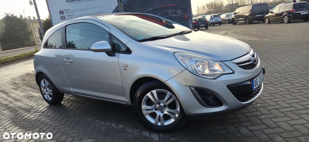 Opel Corsa 1.2 16V Enjoy - 18