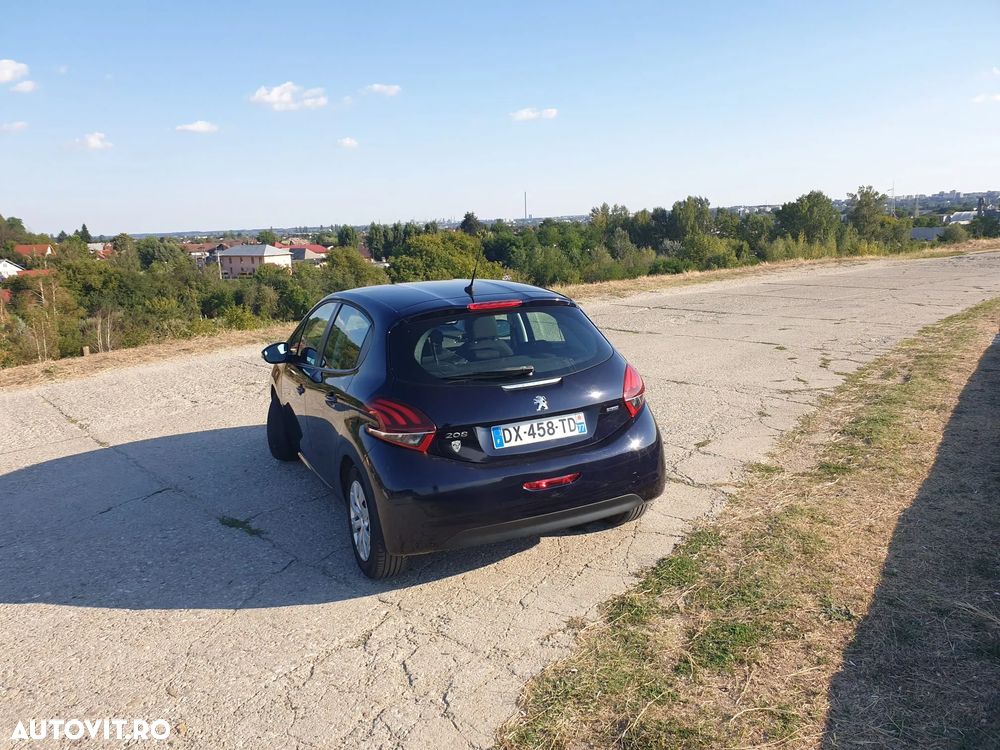 Peugeot 208 e-HDi 115 Stop&Start Allure - 9