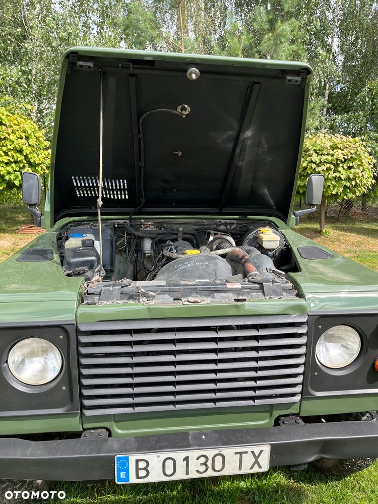 Land Rover Defender - 10