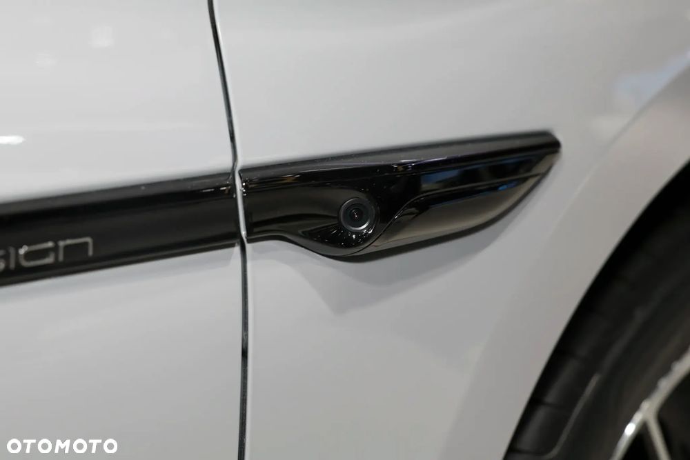 BYD Han Executive - 15