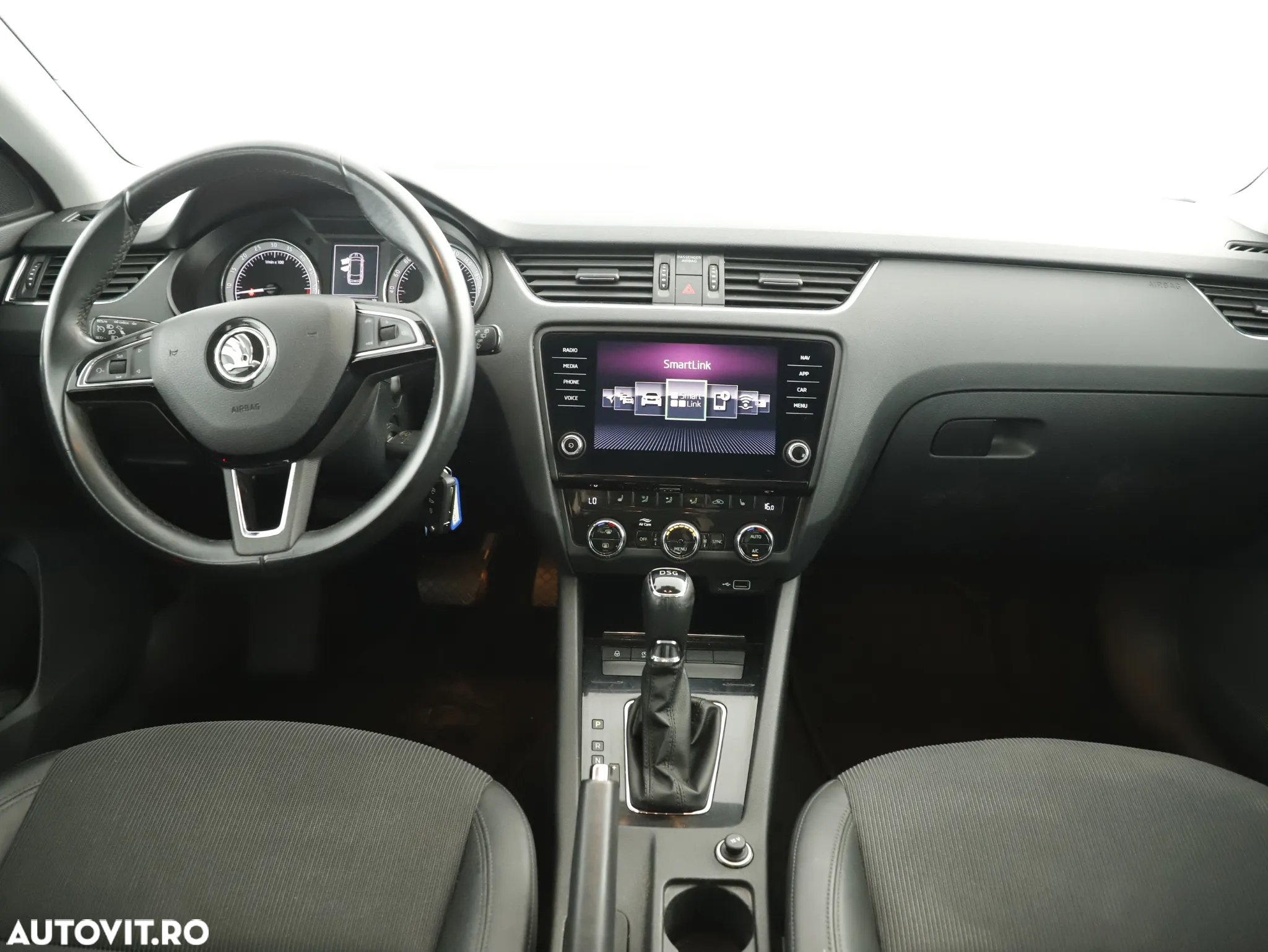Skoda Octavia 2.0 TDI DSG Style - 11
