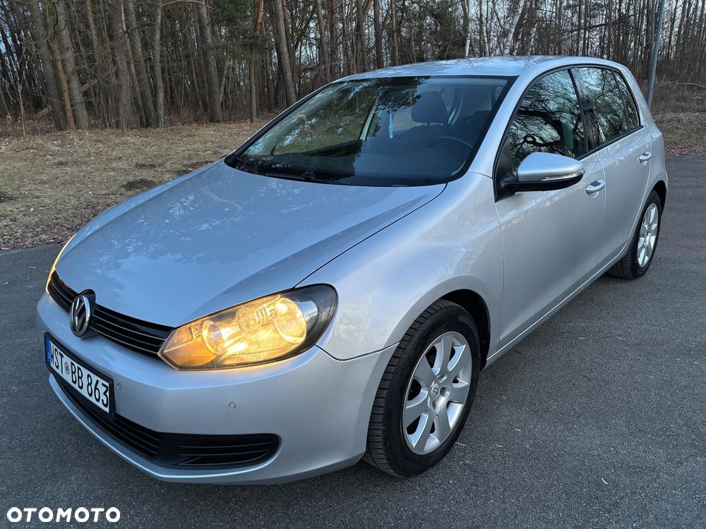 Volkswagen Golf 1.6 TDI DPF Highline - 1