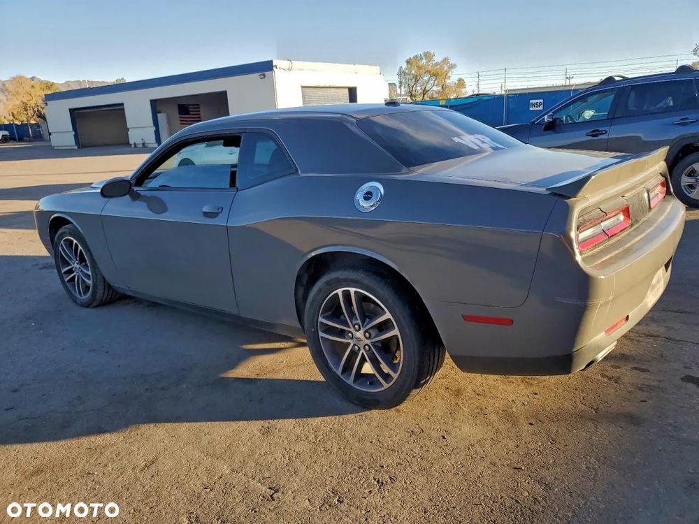 Dodge Challenger 3.6 SXT - 3