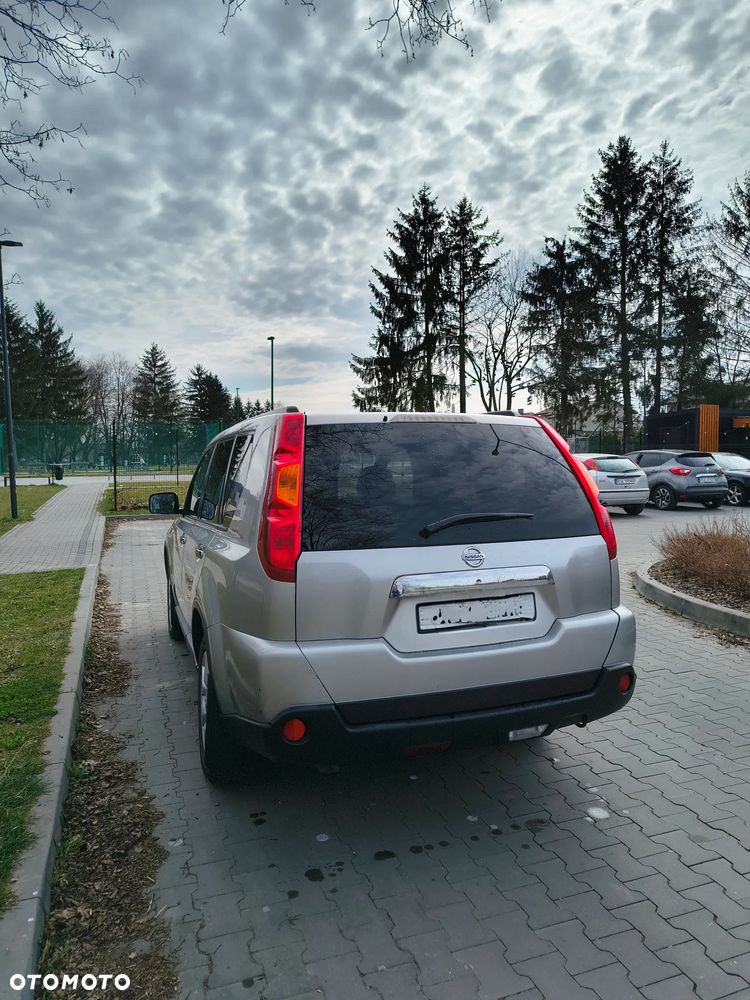 Nissan X-Trail 2.0 dCi LE - 3