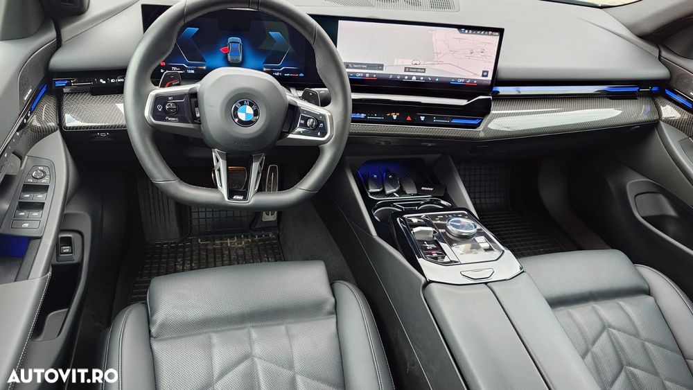 BMW Seria 5 520i AT MHEV - 11