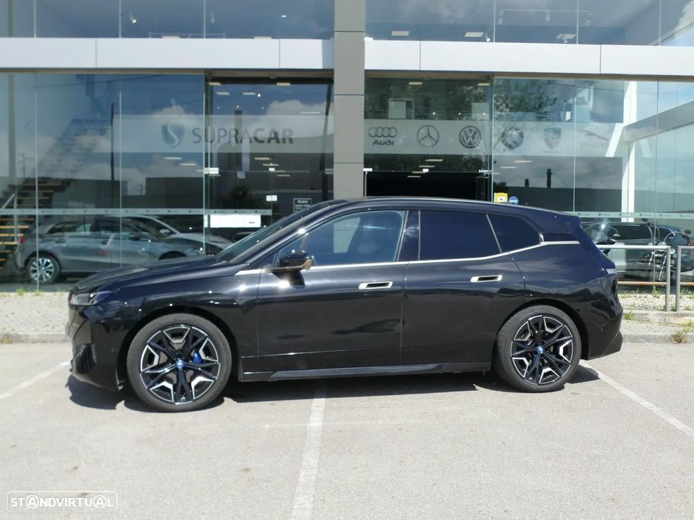BMW iX xDrive 40 Pack Desportivo - 18