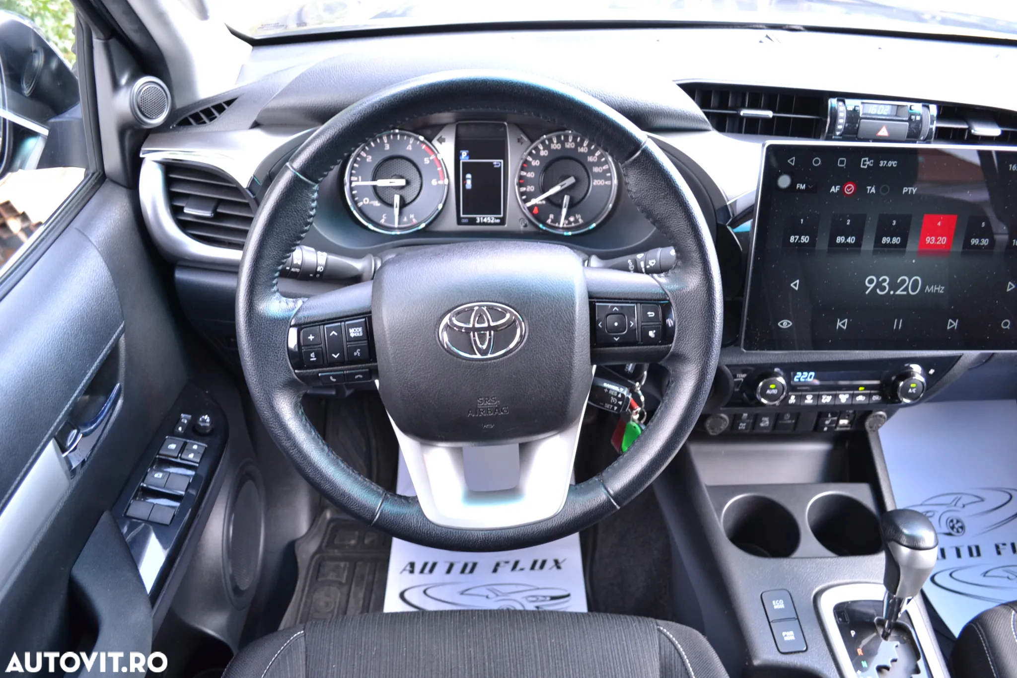 Toyota Hilux Double Cab 2.8D4D Comfort - 12