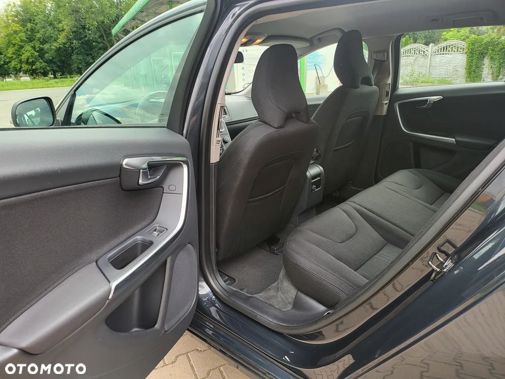 Volvo V60 - 17