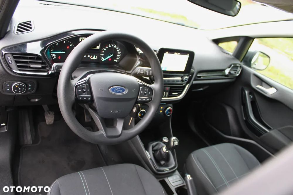 Ford Fiesta 1.5 TDCi ACTIVE PLUS - 17