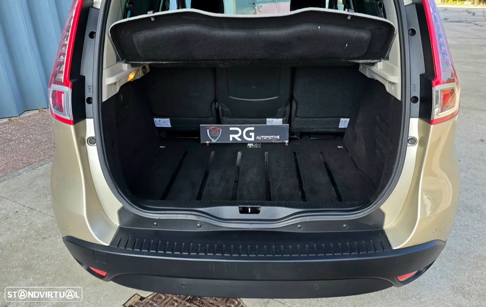 Renault Scénic 1.5 dCi Dynamique S — fotografia 19