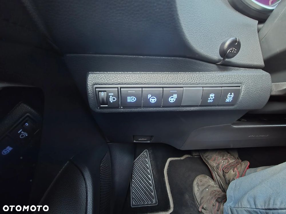Toyota Corolla 1.8 Hybrid Executive - 14