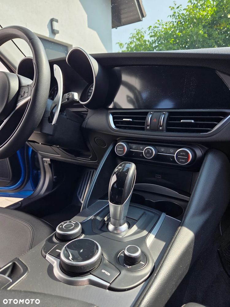 Alfa Romeo Giulia 2.0 Turbo Veloce Q4 - 9