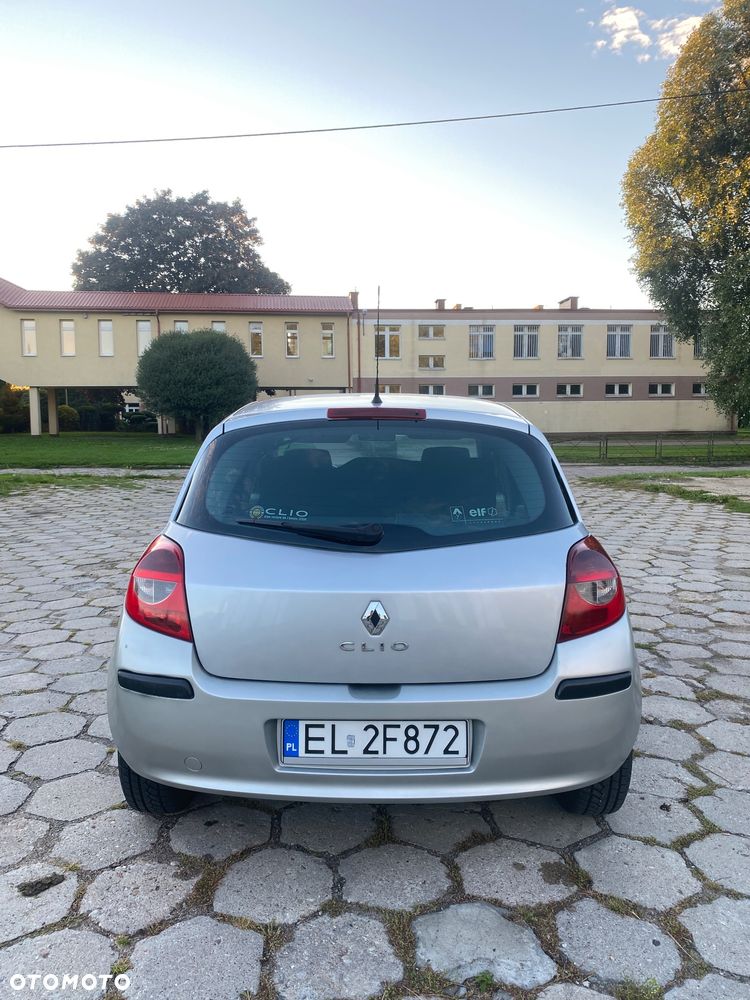 Renault Clio 1.5 dCi Extreme - 5