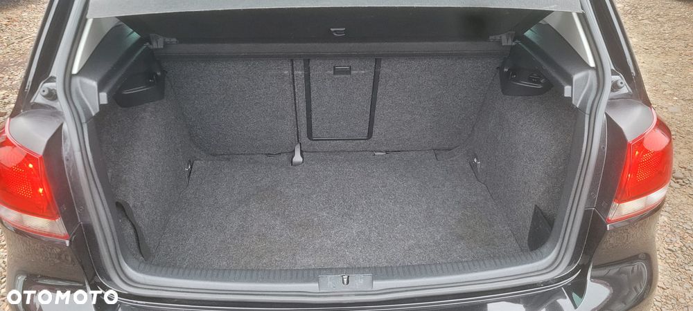 Volkswagen Golf 2.0 TDI DPF Trendline - 6