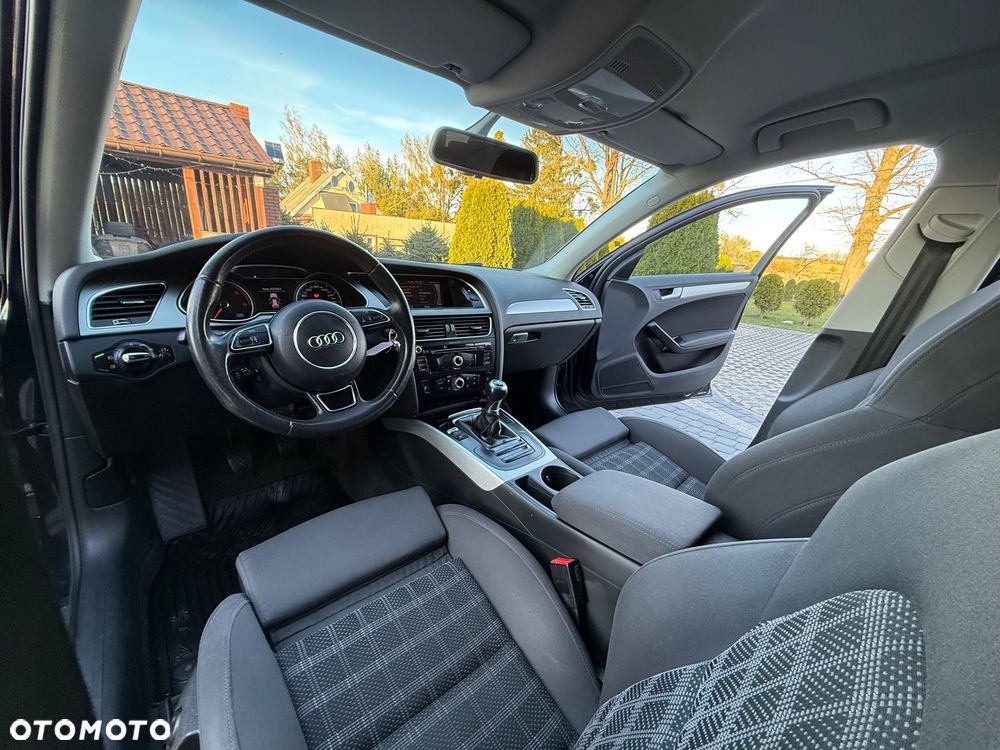Audi A4 Avant - 22