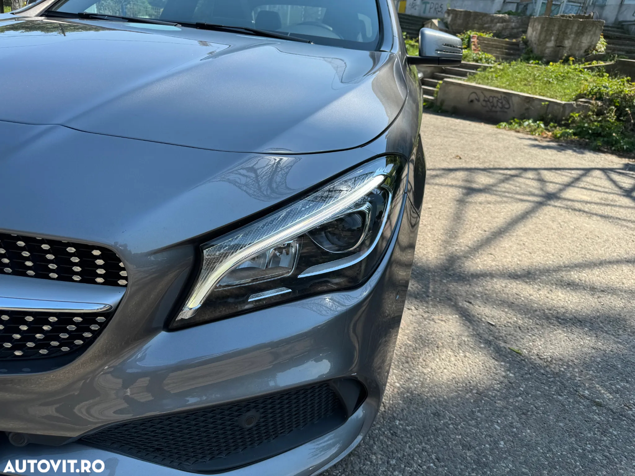 Mercedes-Benz CLA Shooting Brake 180 7G-DCT AMG Line - 7