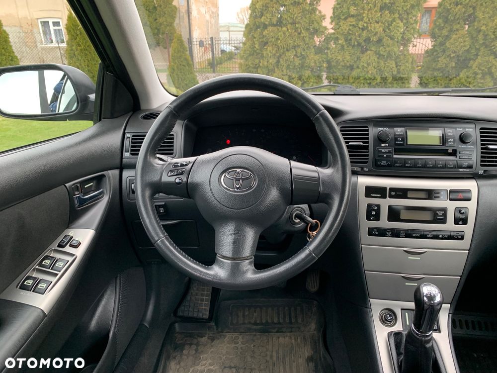 Toyota Corolla 1.4 VVT-i - 11