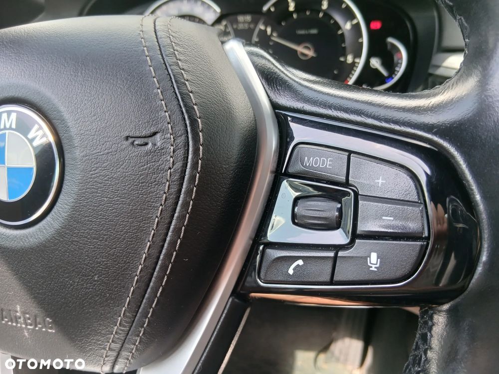 BMW Seria 5 520d Luxury Line - 20