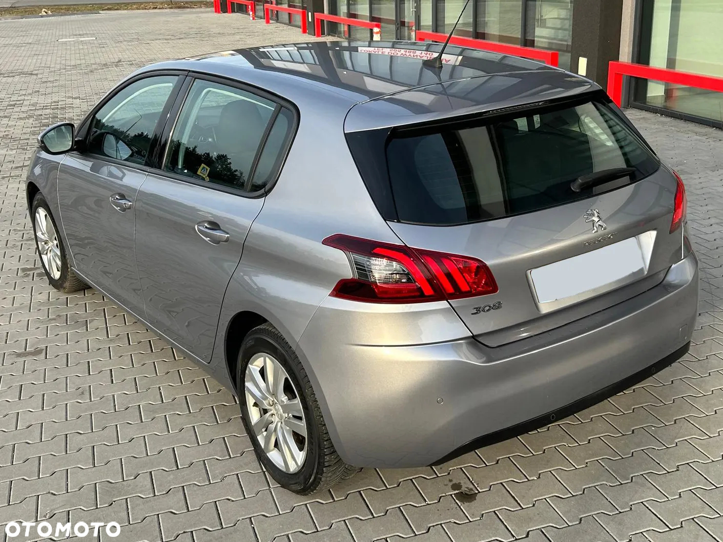 Peugeot 308 1.5 BlueHDi Allure S&S - 12