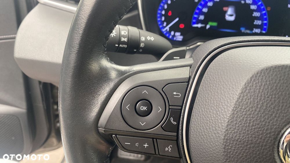 Toyota Corolla 2.0 Hybrid Comfort - 21