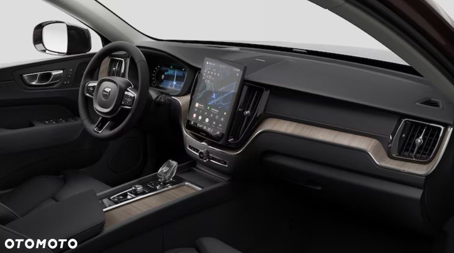 Volvo XC 60 B5 B AWD Ultra Dark - 3