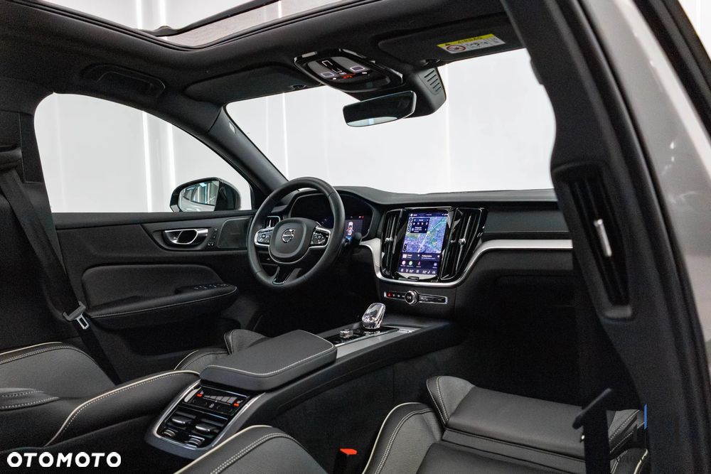 Volvo S60 B5 B AWD Ultimate Dark - 16