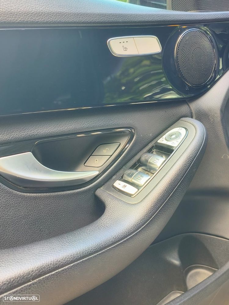 Mercedes-Benz C 300 h Avantgarde - 12