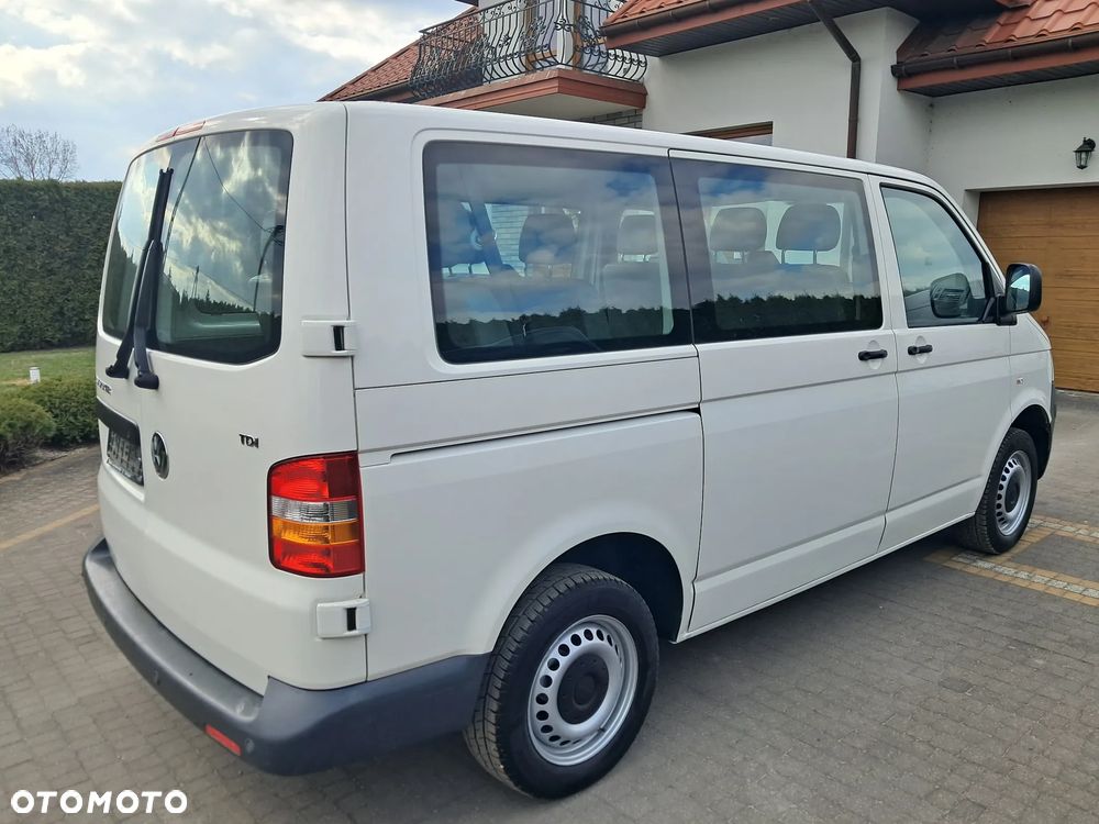 Volkswagen Transporter Caravelle Kurz Comfortline - 8