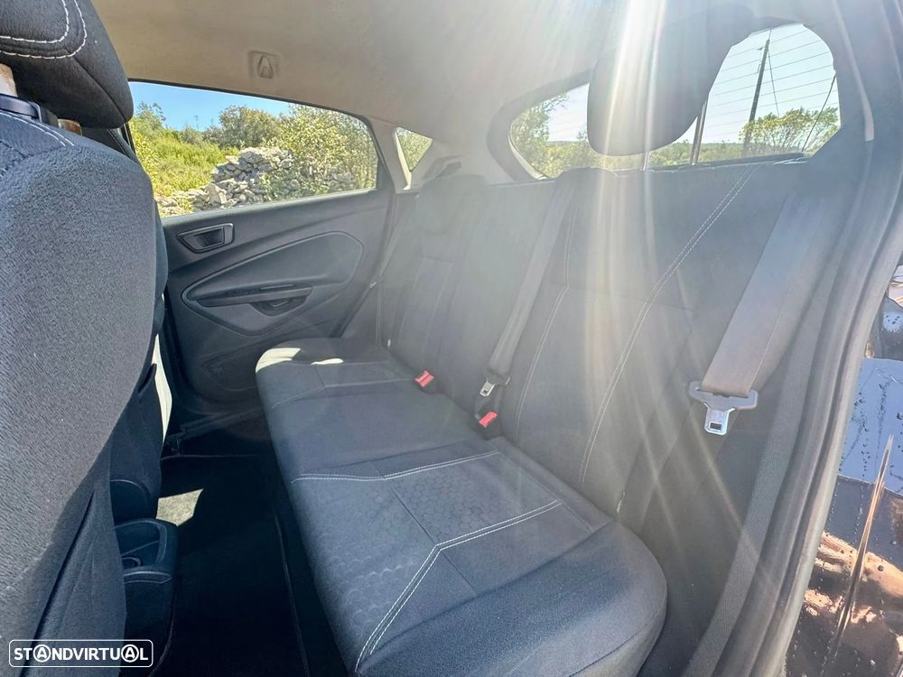 Ford Fiesta 1.25 Titanium - 14