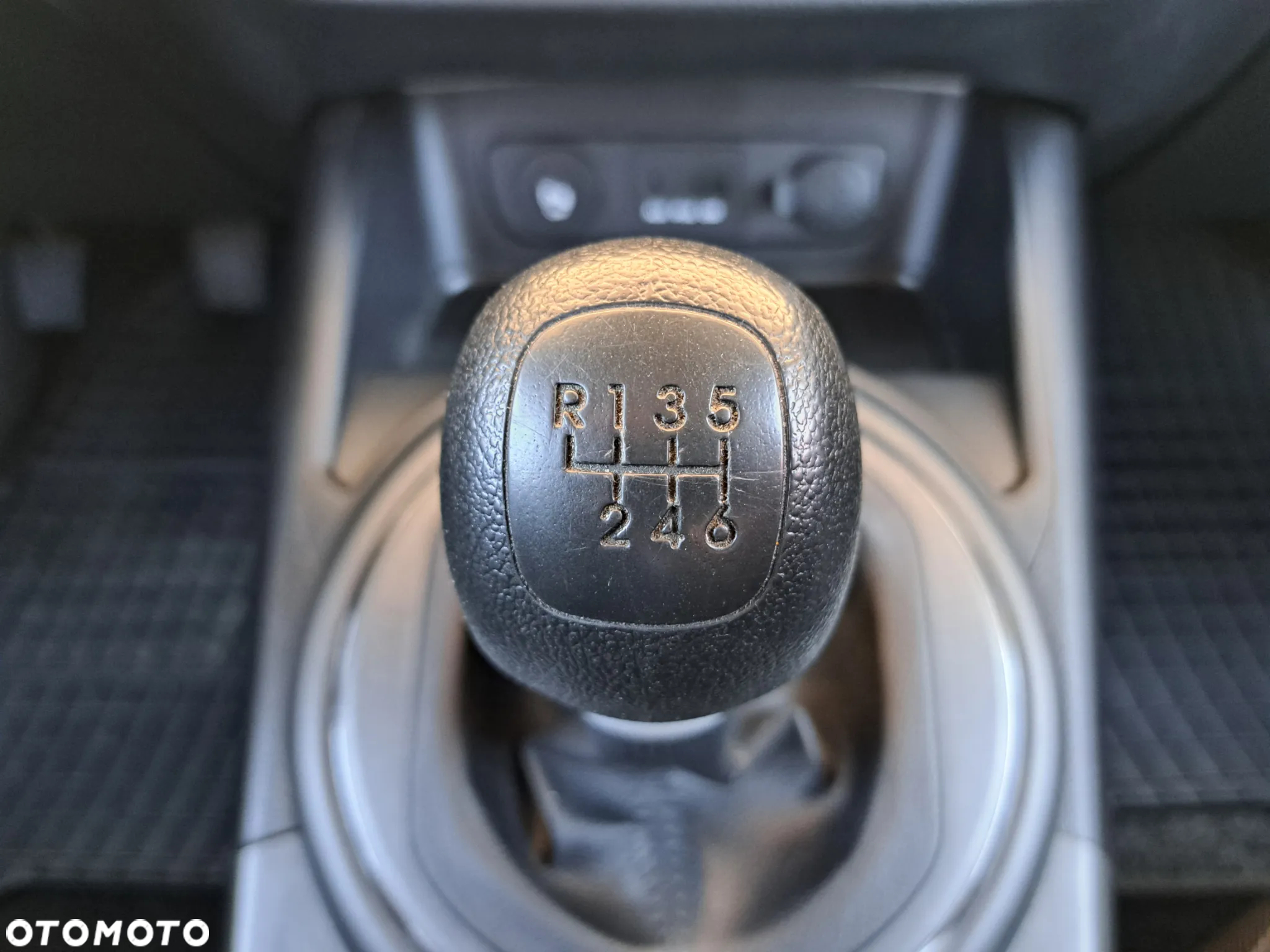 Kia Sportage - 25