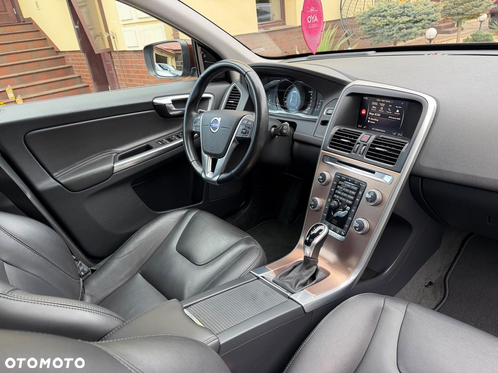 Volvo XC 60 D4 Geartronic Ocean Race - 26