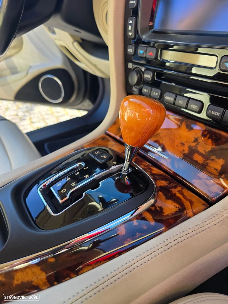 Jaguar XJ XJ6 3.0 Executive - 9