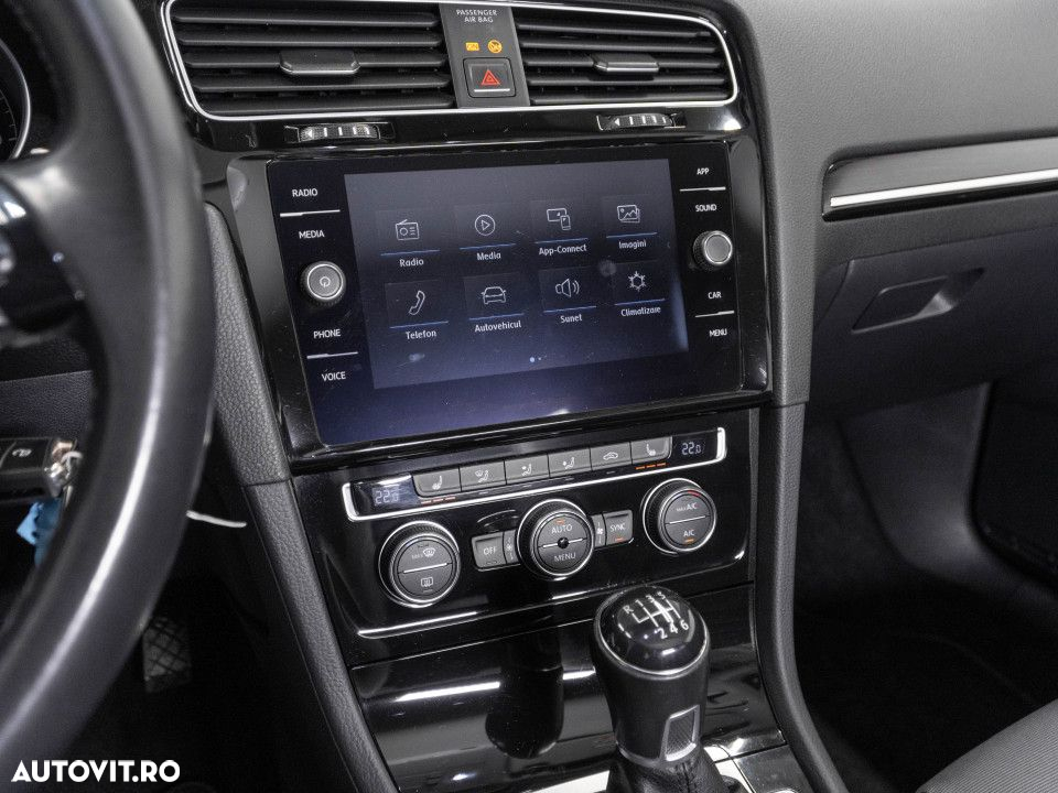 Volkswagen Golf 1.5 TSI Highline - 18