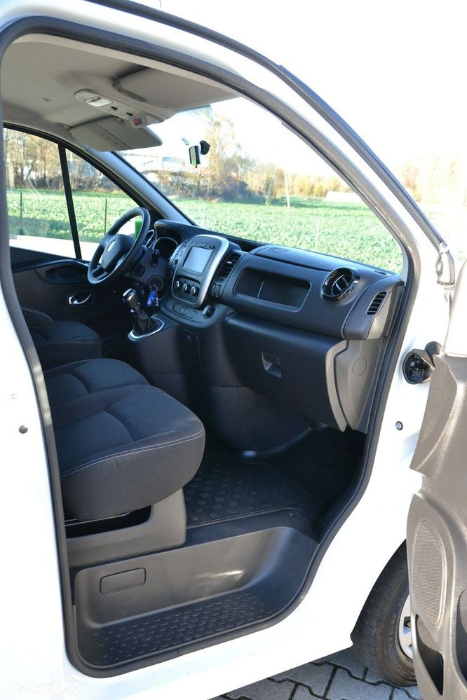 Renault Trafic - 9