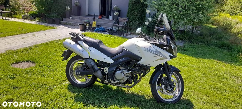 Suzuki V-STROM - 2