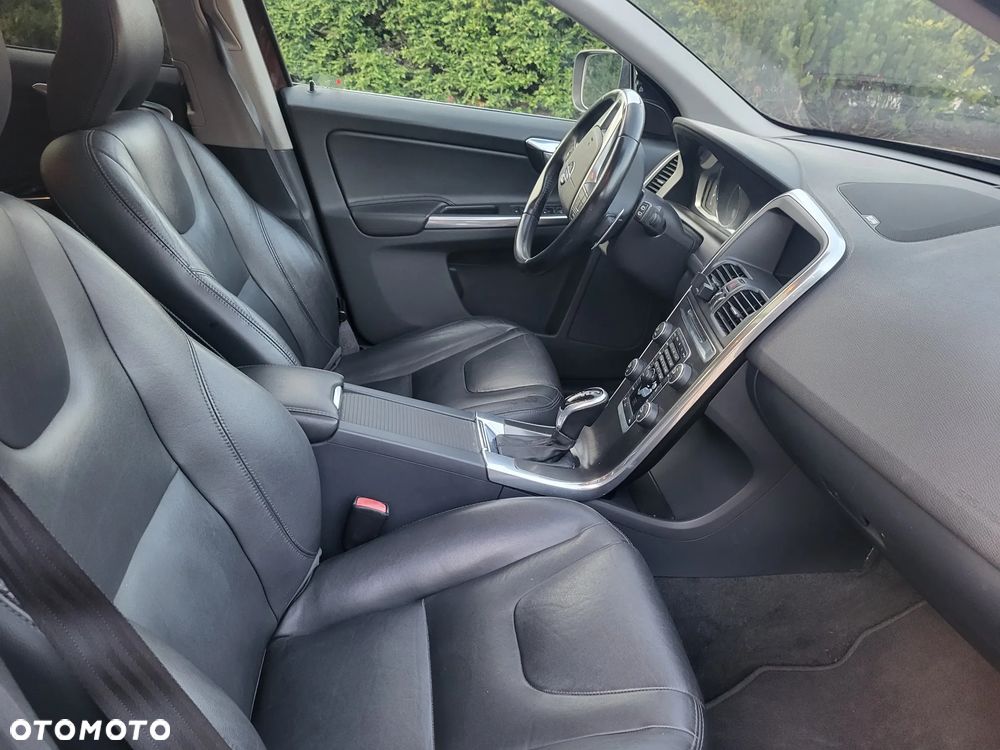 Volvo XC 60 - 11