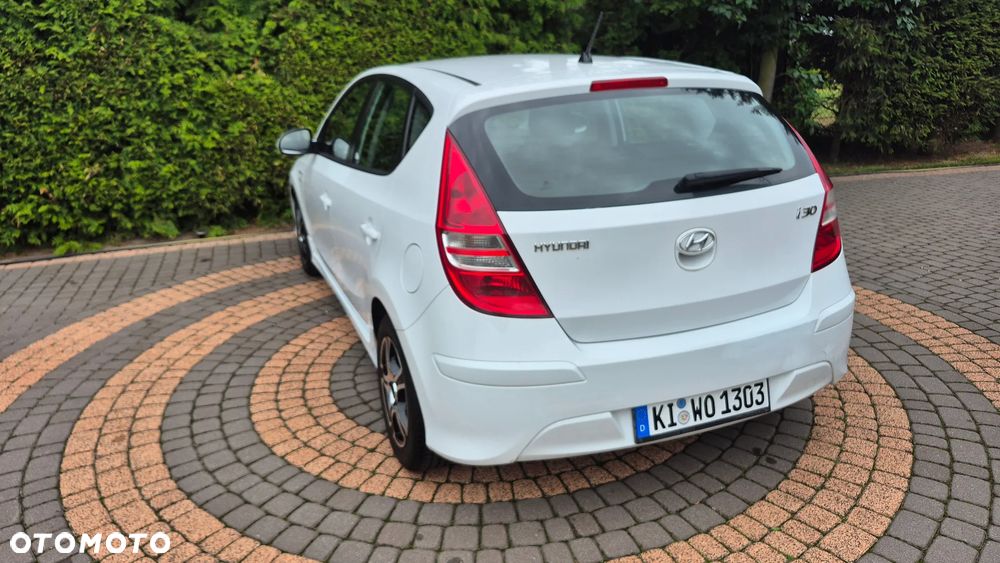 Hyundai i30 1.4 Base + EU5 - 28