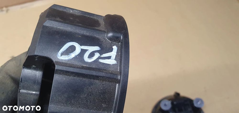 Emblemat klamka bagażnika tył BMW F20 7270728 - 12
