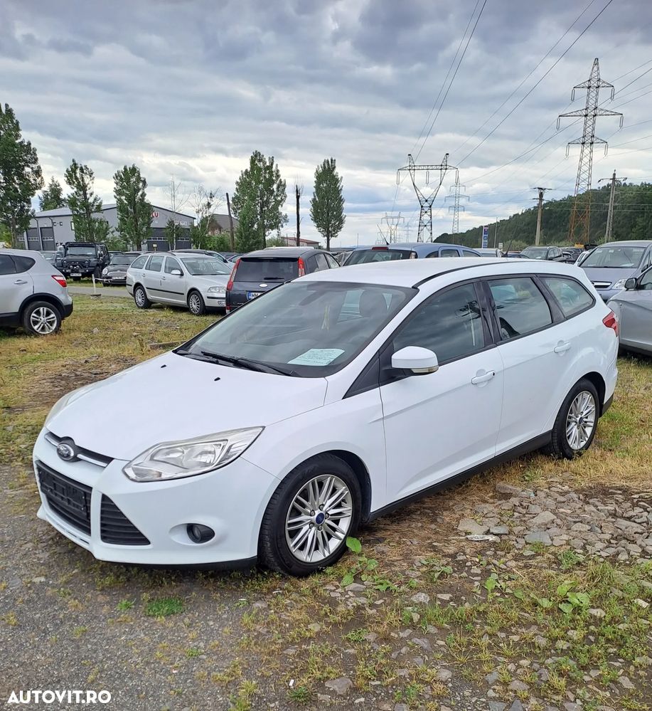 Ford Focus 1.6 TDCI DPF Start-Stopp-System Ambiente - 2