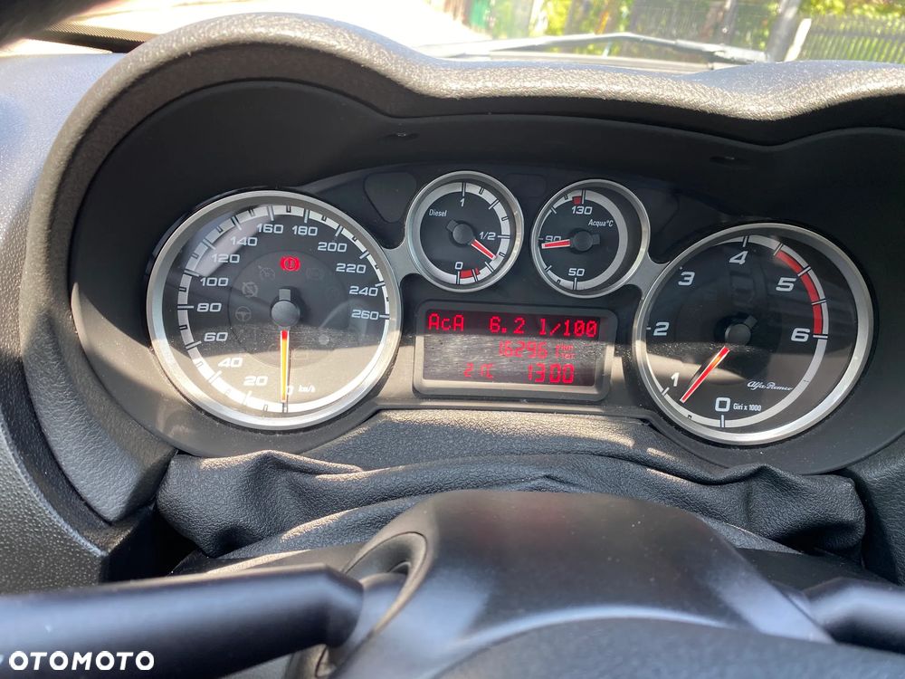 Alfa Romeo Mito 1.3 JTDM 16V - 23