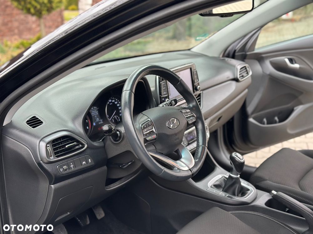 Hyundai i30 1.4 Passion Plus - 22