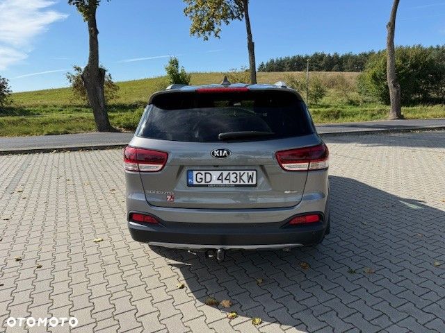 Kia Sorento - 9