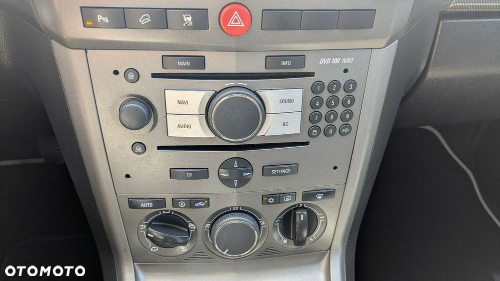 Opel Antara - 25