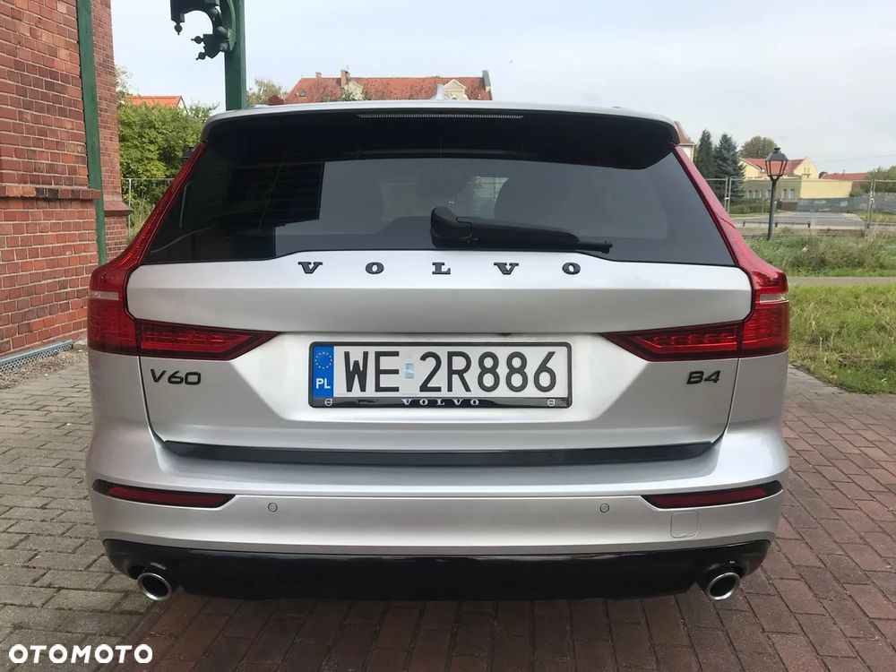 Volvo V60 ver-b4-d-momentum - 15